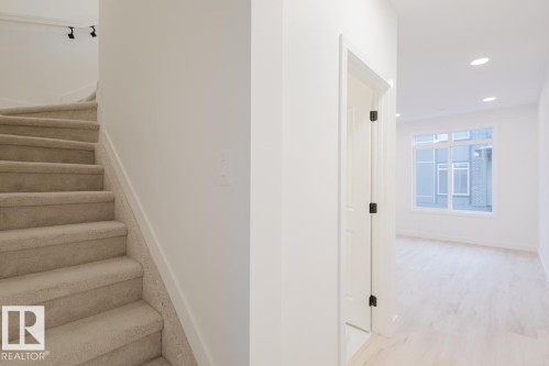 3 16231 19 Avenue, Edmonton, AB - Indoor Photo Showing Other Room