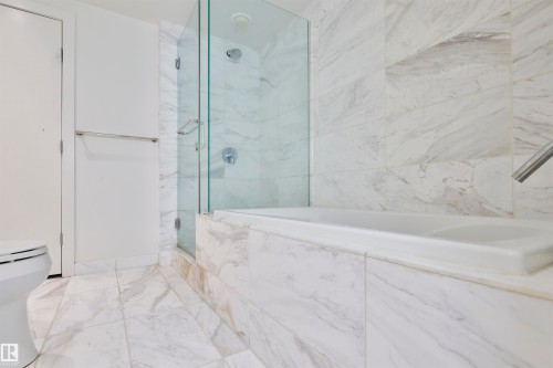203 2606 109 Street, Edmonton, AB - Indoor Photo Showing Bathroom