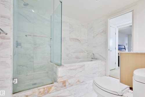 203 2606 109 Street, Edmonton, AB - Indoor Photo Showing Bathroom