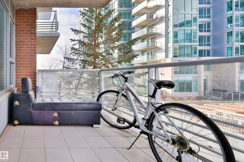 203 2606 109 Street, Edmonton, AB - Outdoor