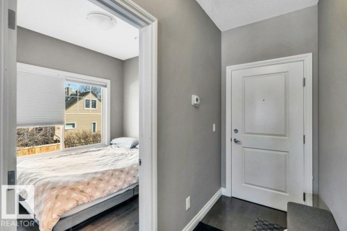 205 6720 112 Street, Edmonton, AB - Indoor Photo Showing Bedroom