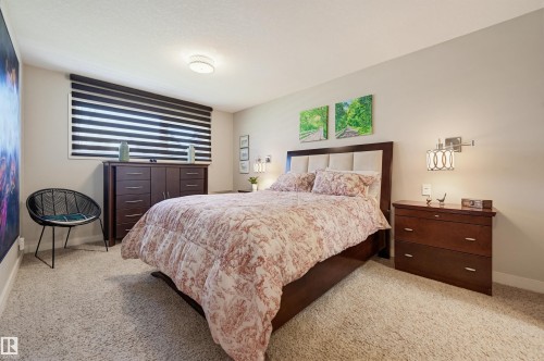 14631 88 Avenue, Edmonton, AB - Indoor Photo Showing Bedroom