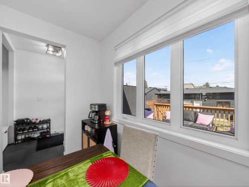 10449 143 Street, Edmonton, AB - Indoor