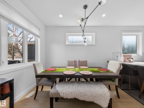 10449 143 Street, Edmonton, AB - Indoor Photo Showing Dining Room