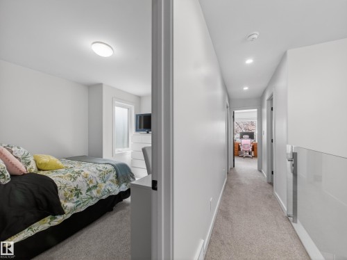 10449 143 Street, Edmonton, AB - Indoor Photo Showing Bedroom