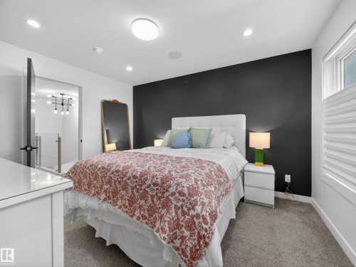 10449 143 Street, Edmonton, AB - Indoor Photo Showing Bedroom