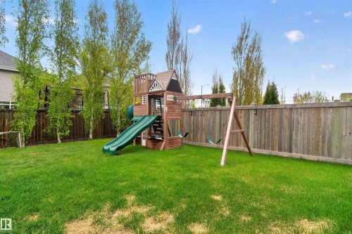 9012 24 Avenue, Edmonton, AB 