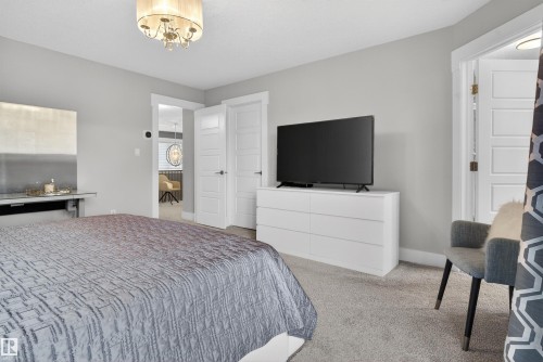 9012 24 Avenue, Edmonton, AB 