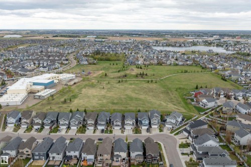 Aerial perspective showcasing a residential neighborhood with varied architectural styles - 2007 74 Street, Edmonton, AB - Outdoor With View