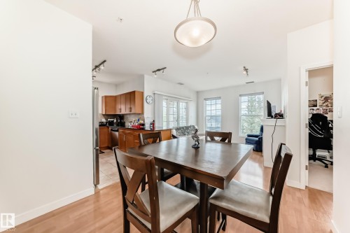309 1003 Gault Boulevard, Edmonton, AB - Indoor Photo Showing Dining Room