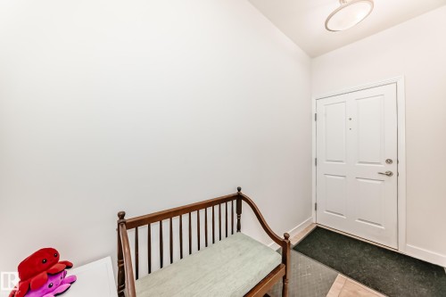 309 1003 Gault Boulevard, Edmonton, AB - Indoor Photo Showing Other Room