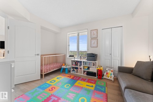 1602 10649 Saskatchewan Drive, Edmonton, AB - Indoor