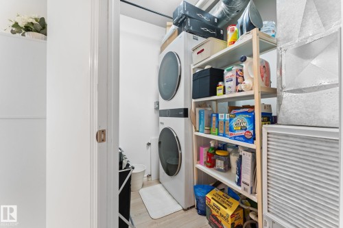 1602 10649 Saskatchewan Drive, Edmonton, AB - Indoor Photo Showing Laundry Room