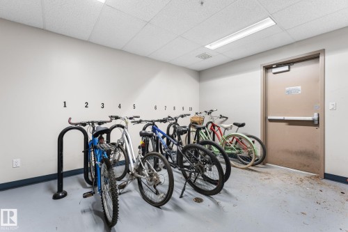 1602 10649 Saskatchewan Drive, Edmonton, AB - Indoor