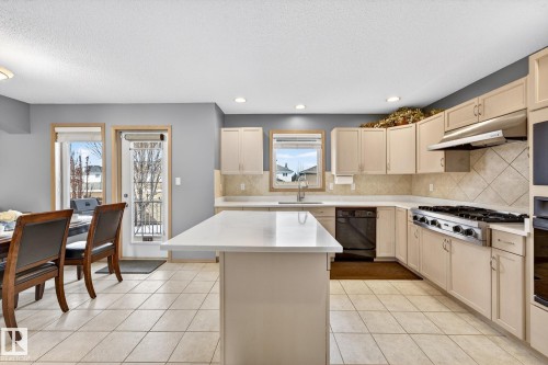 1354 118A Street, Edmonton, AB - Indoor Photo Showing Kitchen