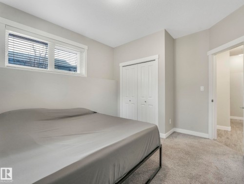 1304 Graybriar Green, Stony Plain, AB - Indoor Photo Showing Bedroom