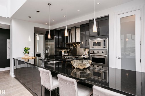 2104 9020 Jasper Avenue, Edmonton, AB - Indoor Photo Showing Kitchen With Upgraded Kitchen