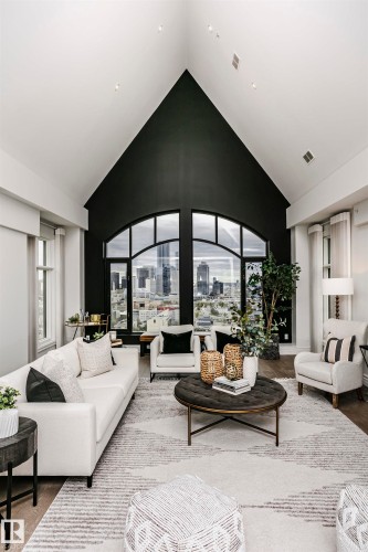 2104 9020 Jasper Avenue, Edmonton, AB - Indoor Photo Showing Living Room