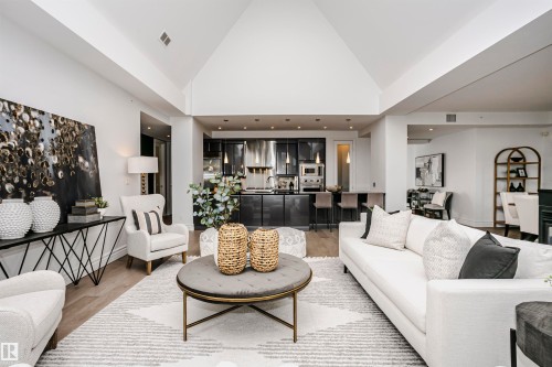 2104 9020 Jasper Avenue, Edmonton, AB - Indoor Photo Showing Living Room