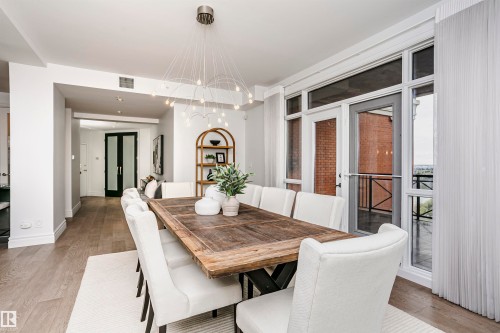 2104 9020 Jasper Avenue, Edmonton, AB - Indoor Photo Showing Dining Room