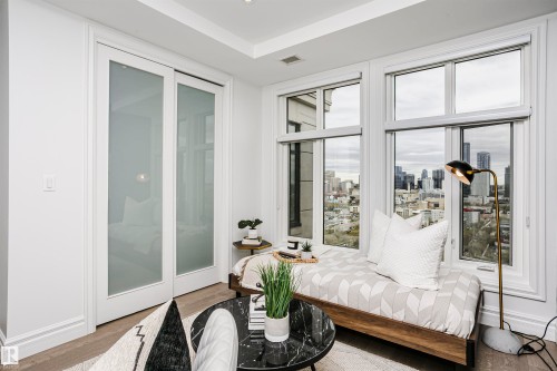 2104 9020 Jasper Avenue, Edmonton, AB - Indoor Photo Showing Other Room