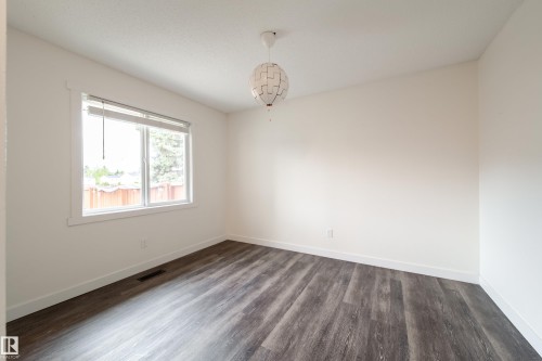 5642 148 Street, Edmonton, AB - Indoor Photo Showing Other Room