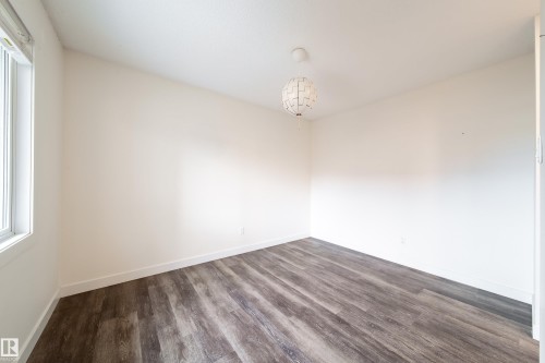 5642 148 Street, Edmonton, AB - Indoor Photo Showing Other Room