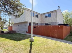 5642 148 Street  Edmonton, AB T6H 4T8