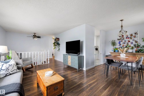 5502 52 Street, Leduc, AB - Indoor Photo Showing Other Room