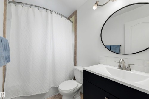 5502 52 Street, Leduc, AB - Indoor Photo Showing Bathroom