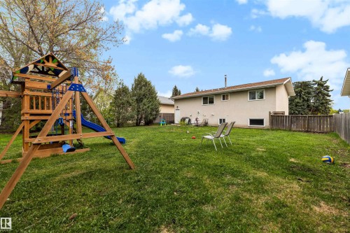 5502 52 Street, Leduc, AB - Outdoor