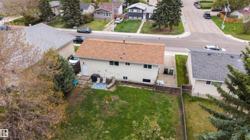 5502 52 Street, Leduc, AB - Outdoor
