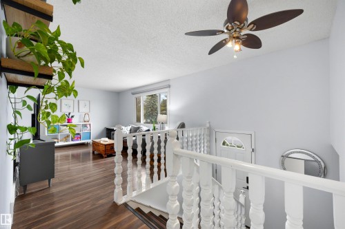 5502 52 Street, Leduc, AB - Indoor Photo Showing Other Room