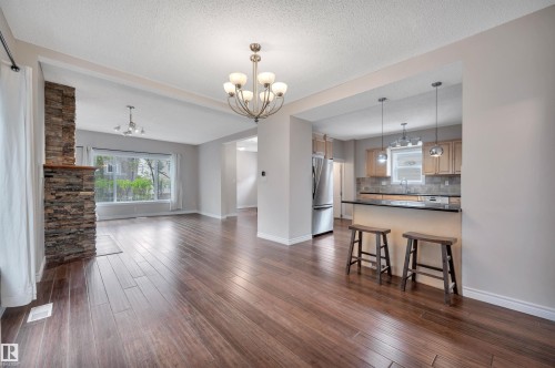 11028 84 Avenue, Edmonton, AB - Indoor