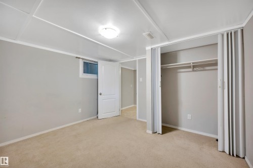 11028 84 Avenue, Edmonton, AB - Indoor Photo Showing Other Room