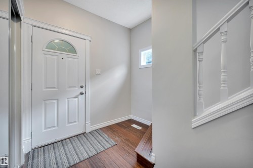 11028 84 Avenue, Edmonton, AB - Indoor Photo Showing Other Room
