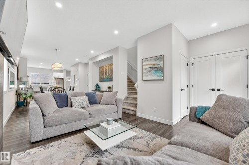 10326 160 Street, Edmonton, AB - Indoor Photo Showing Living Room