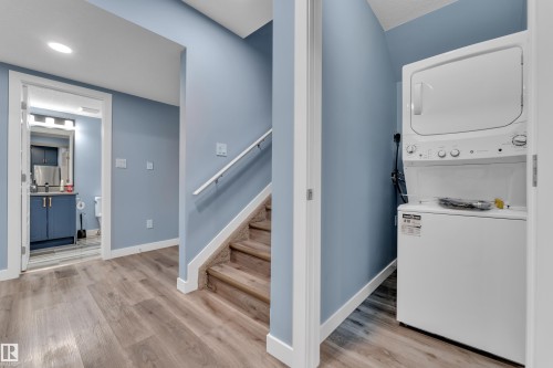 16016 34 Avenue, Edmonton, AB - Indoor Photo Showing Laundry Room