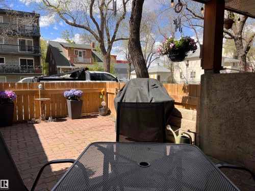 106 10421 93 Street Nw, Edmonton, AB - Outdoor