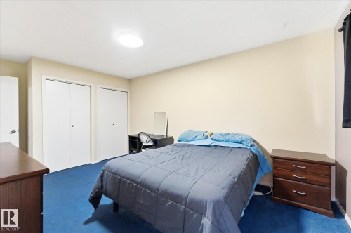 27 Westview Crescent, Spruce Grove, AB - Indoor Photo Showing Bedroom