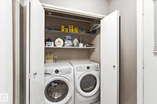 27 Westview Crescent, Spruce Grove, AB - Indoor Photo Showing Laundry Room