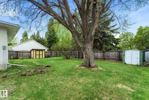 27 Westview Crescent, Spruce Grove, AB - Outdoor With Backyard