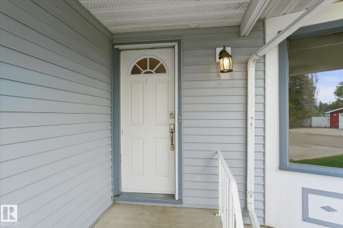 27 Westview Crescent, Spruce Grove, AB - Outdoor With Exterior
