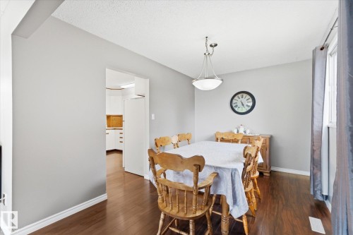27 Westview Crescent, Spruce Grove, AB - Indoor Photo Showing Dining Room