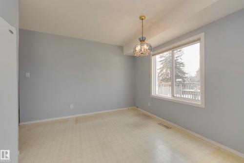 2058 74 Street, Edmonton, AB - Indoor Photo Showing Other Room