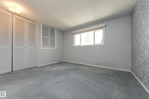 2058 74 Street, Edmonton, AB - Indoor Photo Showing Other Room