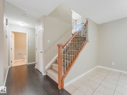 7912 172 Avenue, Edmonton, AB - Indoor Photo Showing Other Room