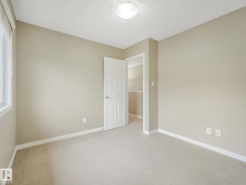 7912 172 Avenue, Edmonton, AB - Indoor Photo Showing Other Room