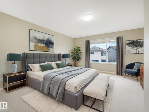 7912 172 Avenue, Edmonton, AB - Indoor Photo Showing Bedroom