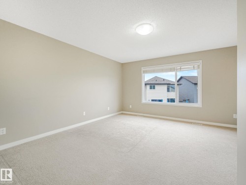 7912 172 Avenue, Edmonton, AB - Indoor Photo Showing Other Room